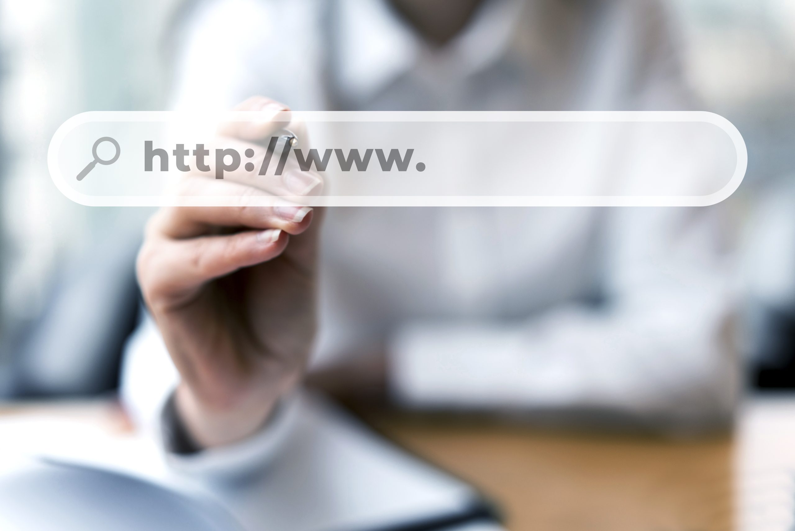 Website Domäne Anfang wird gezeiugt. Http statt https
