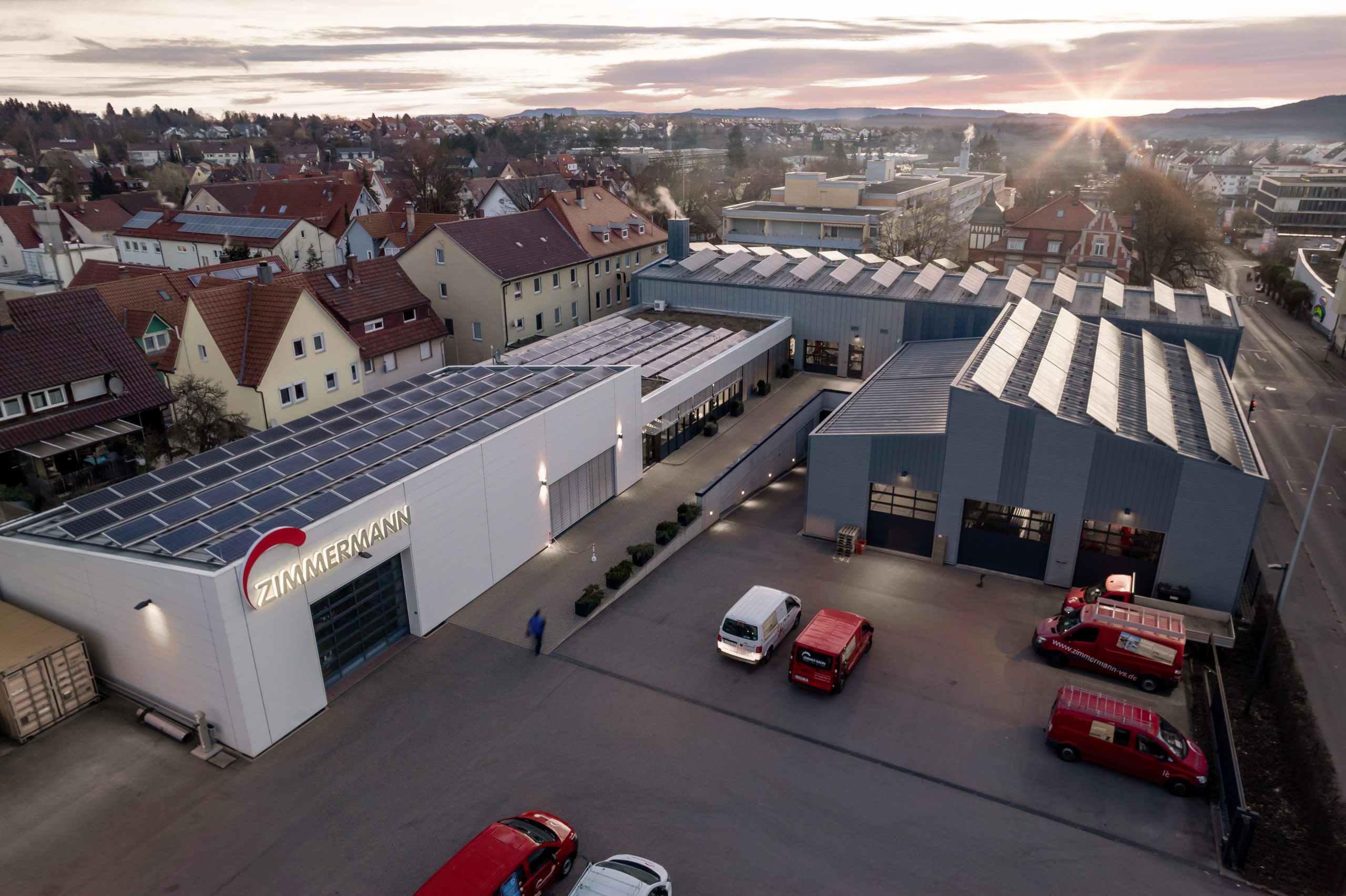 Sonnenaufgang bei der Firma Zimmermann
