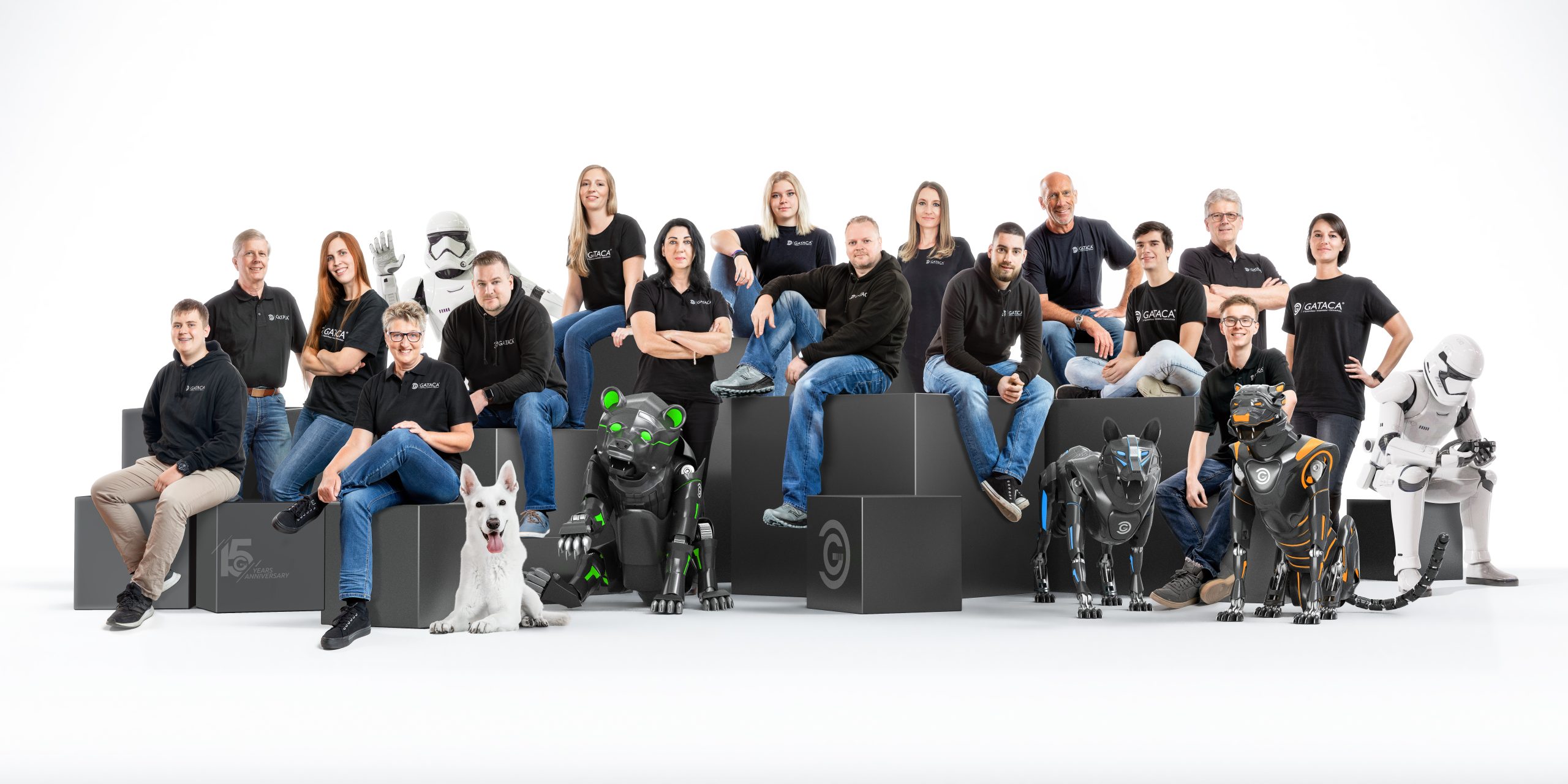 Gruppenbild der GATACA Mitarbeiter aus den Bereichen: IT, Marketing, Datenschutz und Digitalisierung